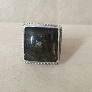 Handmade labradorite sterling silver ring
